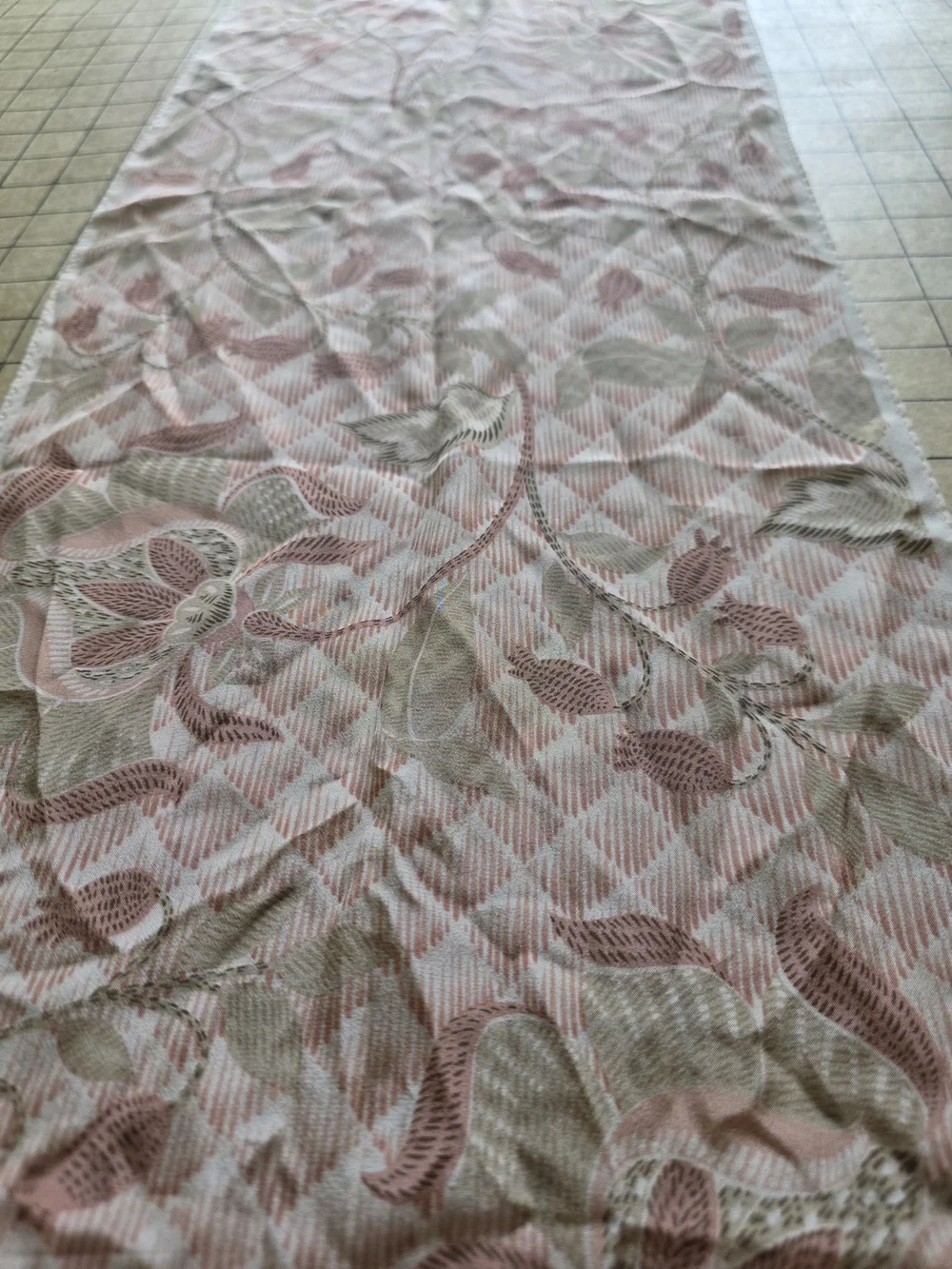 Vintage J.G. Hook 100% Silk Scarf Pink Floral Lattice Jacquard Oblong Wrap 11x51
